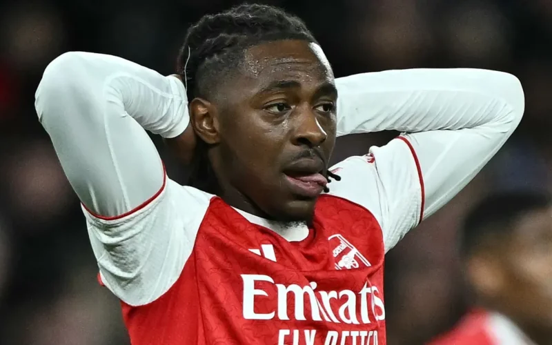 مدة غياب إيبيريتشي إيزي تصدم أرسنال في سباق المنافسة على الألقاب الأوروبية والمحلية